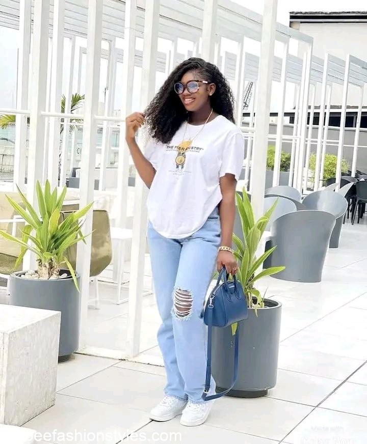 How to Rock Your Jeans- Stylish Ways to Wear Your Jean Trousers, Skirts