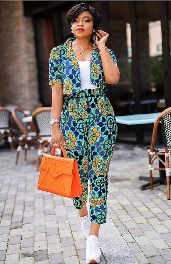 30 Latest Ankara Suit Styles for Ladies