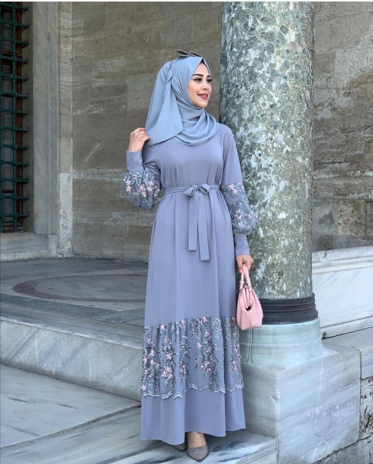 Decent Abaya Styles for Muslim Ladies