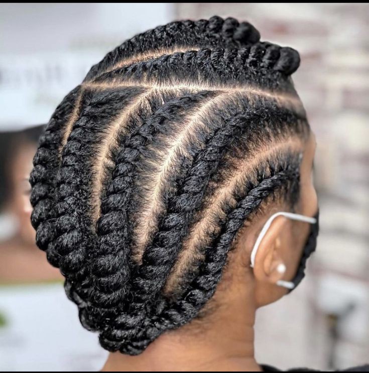 Stylish and Easy Protective Hairstyles for Natural Hair in 2022