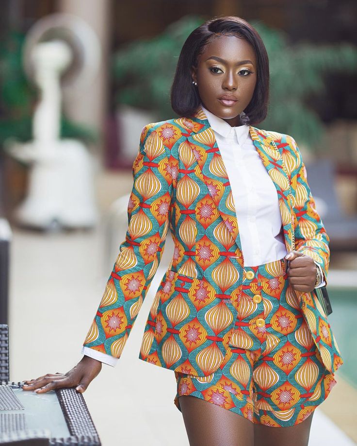30 Latest Ankara Suit Styles for Ladies