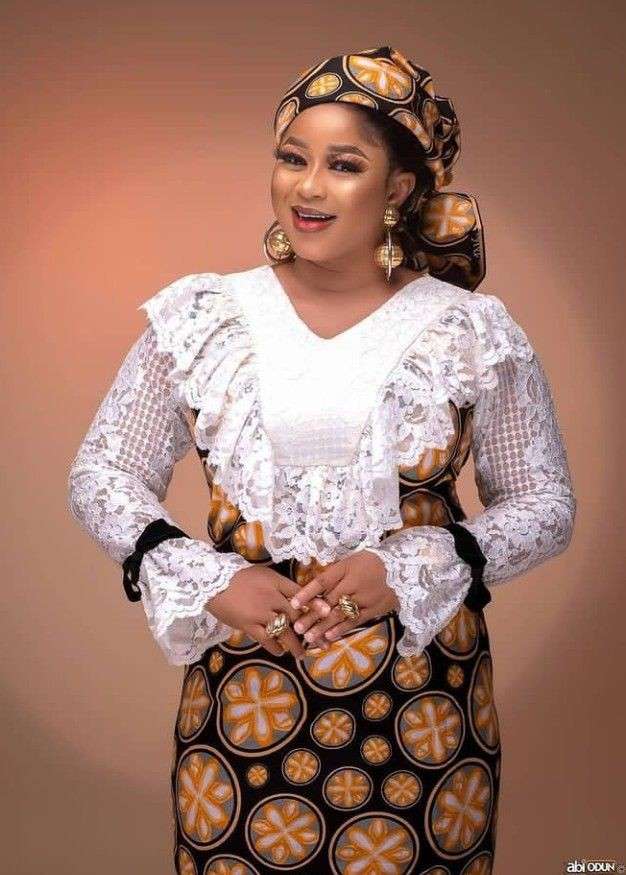 40 Latest Ankara and Lace Combination Styles in 2021 and 2022