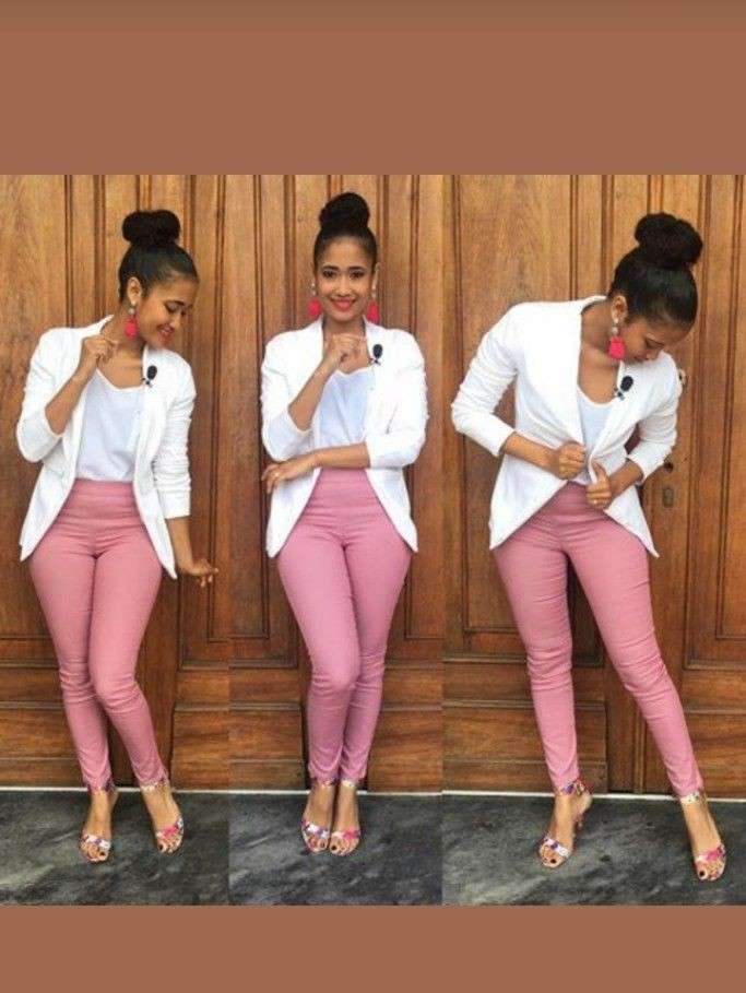 What To Wear With Pink Jeans  Pants 8 Feminine Outfit Ideas