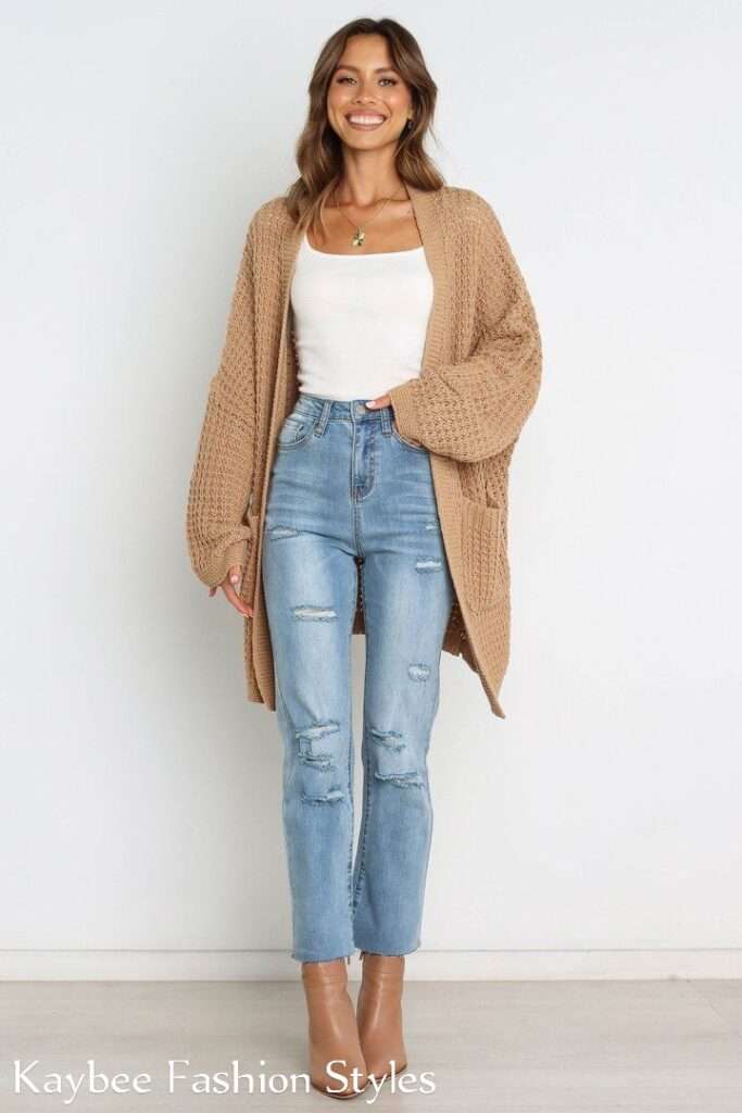 How To Wear a Long Cardigan in Fall