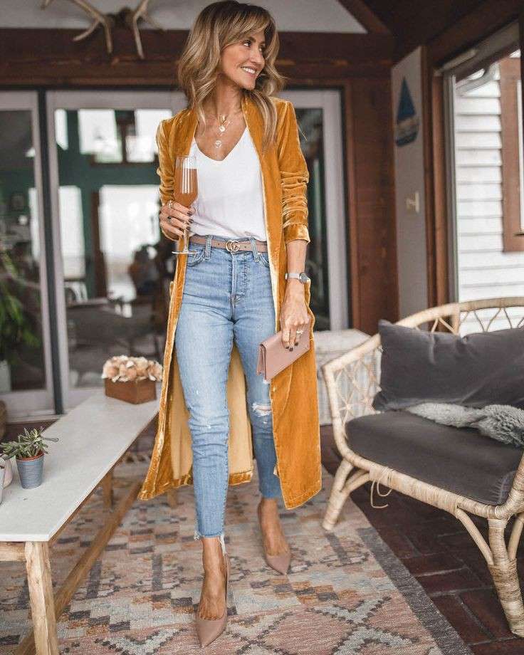 How To Wear a Long Cardigan in Fall