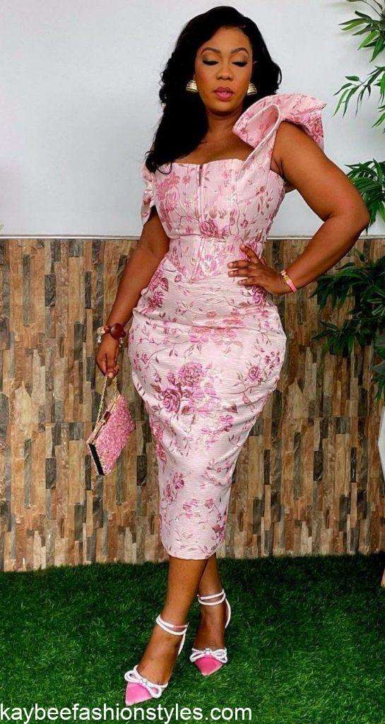 Best Damask Short Gown Styles in 2022 and 2023 Kaybee Fashion Styles