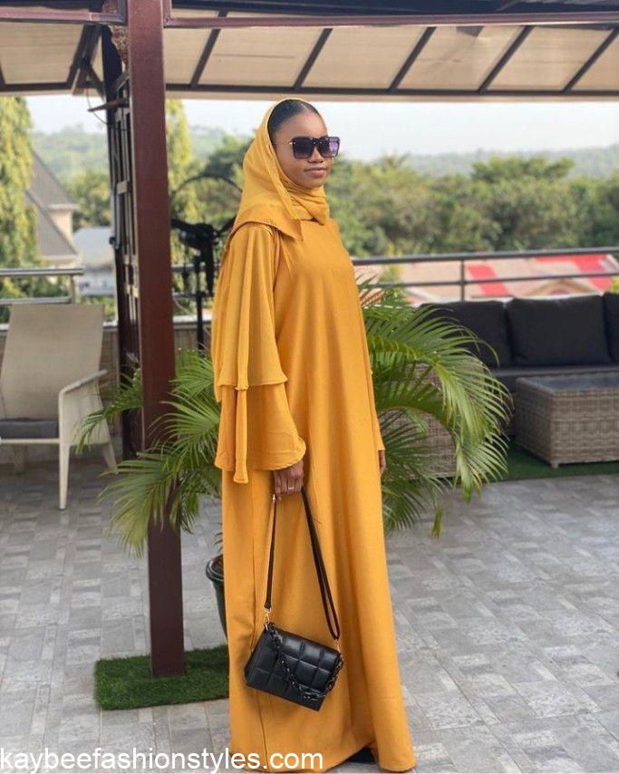 Plain Material Styles for Muslim Ladies in Nigeria