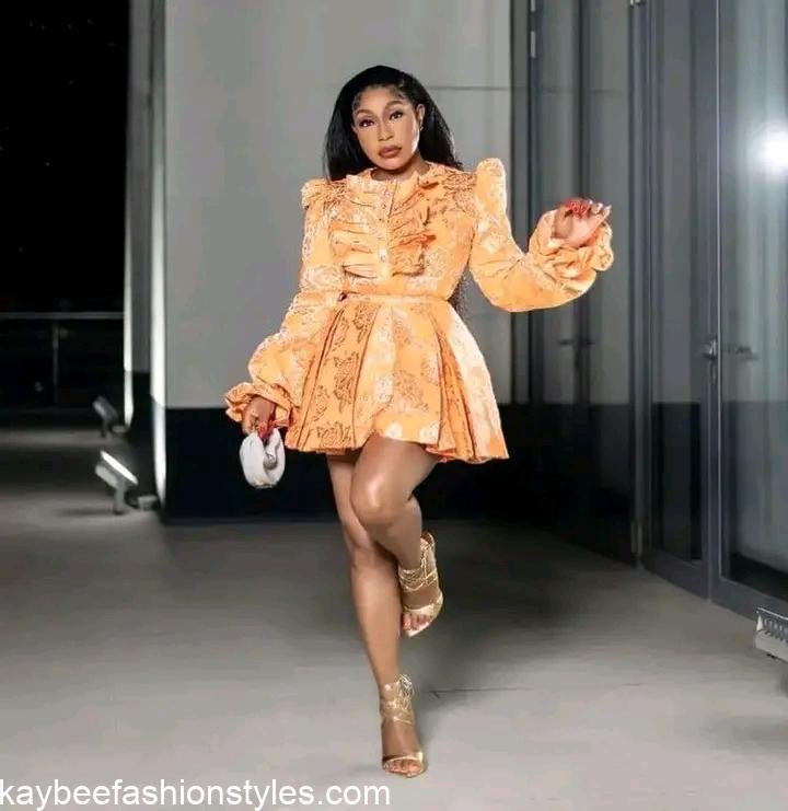 Best Short Dinner Gown Styles for Nigerian Ladies in 2023