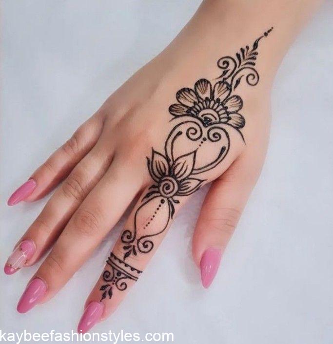 20 Simple Henna Designs in Nigeria