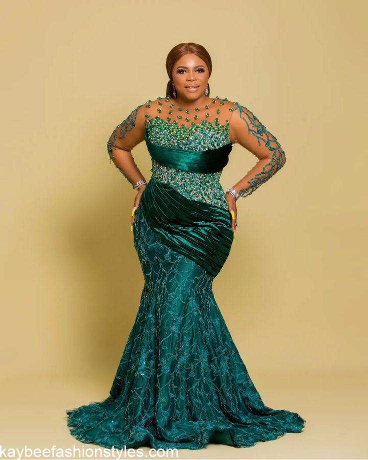 Latest Matured Lace Gown Styles for Mothers 