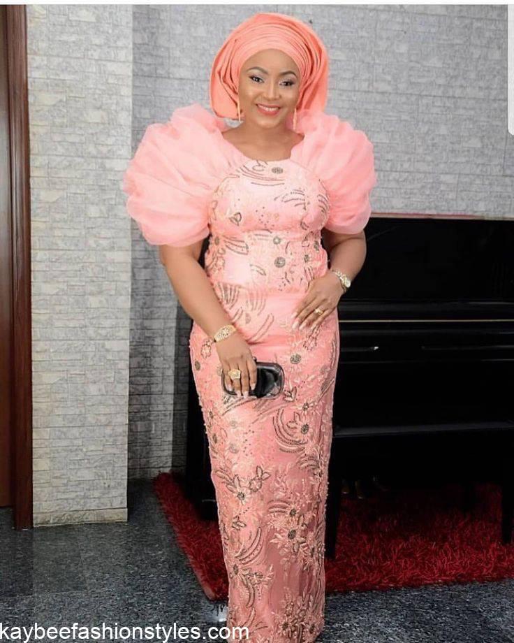 Latest Matured Lace Gown Styles for Mothers 