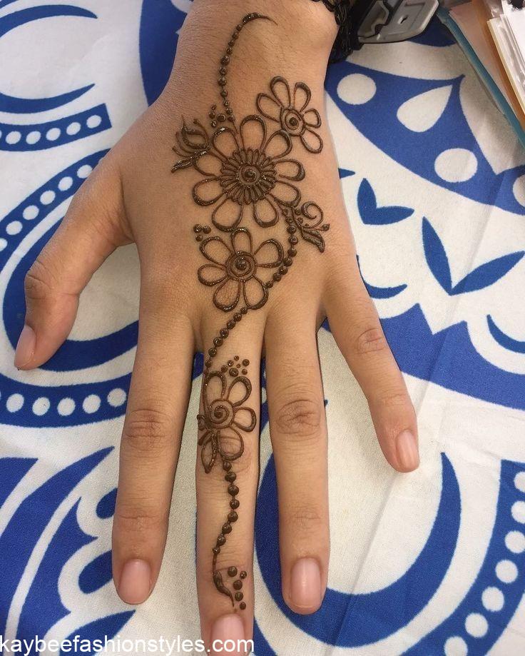 20 Simple Henna Designs in Nigeria - Kaybee Fashion Styles