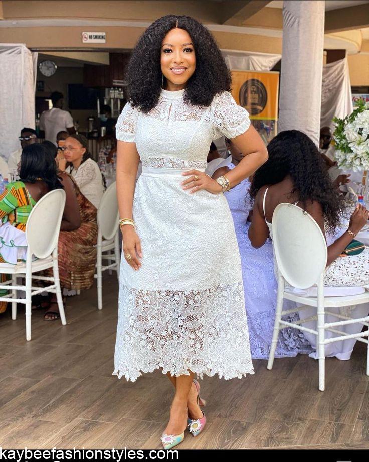 Best White Lace Styles for Ladies