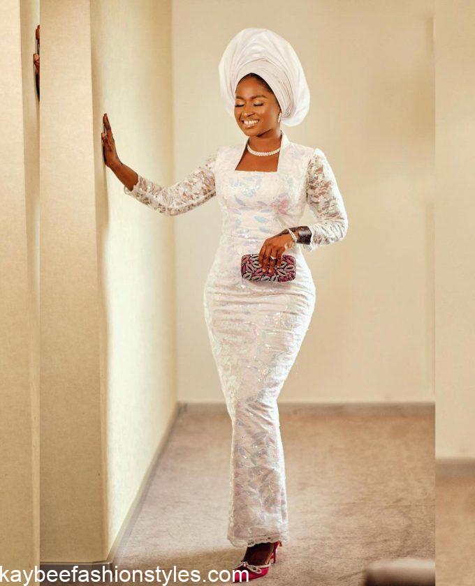 Best White Lace Styles for Ladies