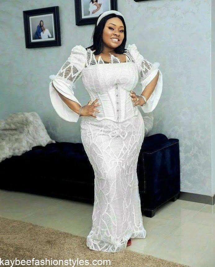 Best White Lace Styles for Ladies