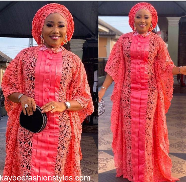 Lace Gown Styles for Christmas