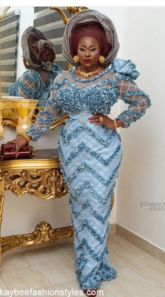 Lace Gown Styles for Christmas