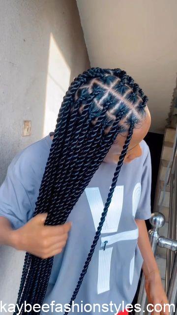 Christmas Hairstyles for Ladies in Nigeria