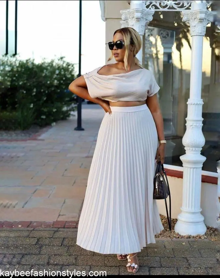 How To Style A Pleated Skirt