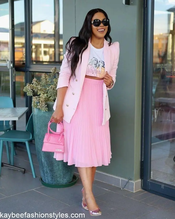 How To Style A Pleated Skirt