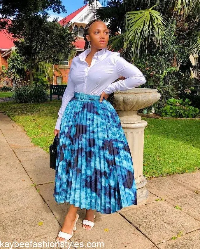 How To Style A Pleated Skirt