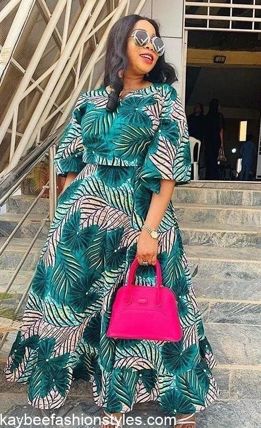 How To Wear a Maxi Skirt