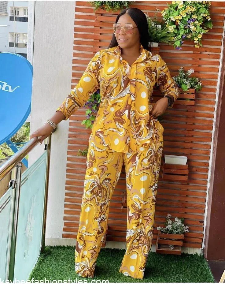 Casual Material Styles for Ladies