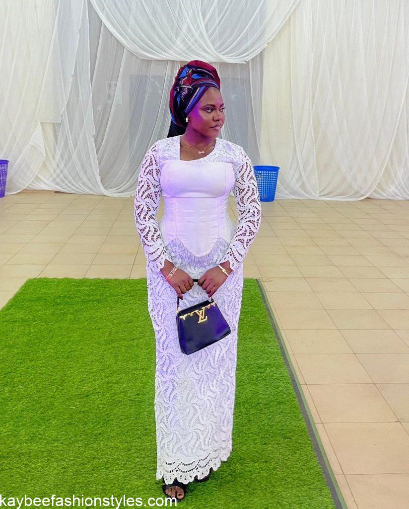 Latest White Lace Asoebi Styles